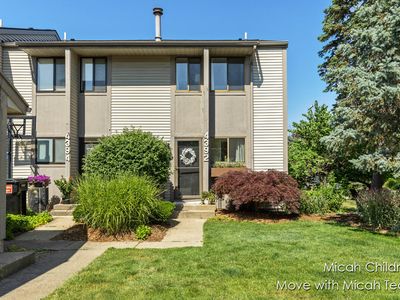 4392 Indian Spring Dr SW, Grandville, MI, 49418