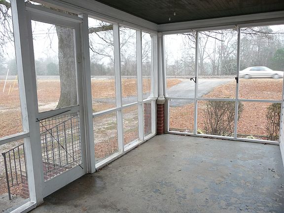 Screen Porch looking out