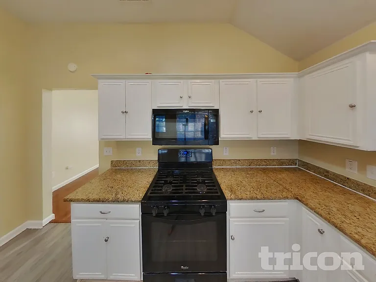 2616 Spring Rain Dr — Photo 6