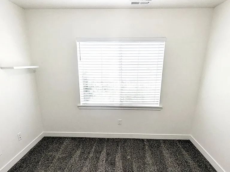 1290 N 200 W #1 — Photo 13