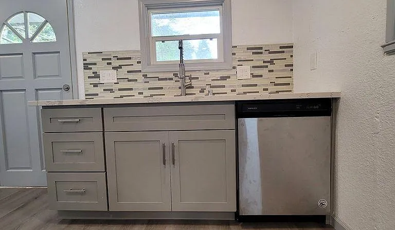 4810 Mascot Ave — Photo 6