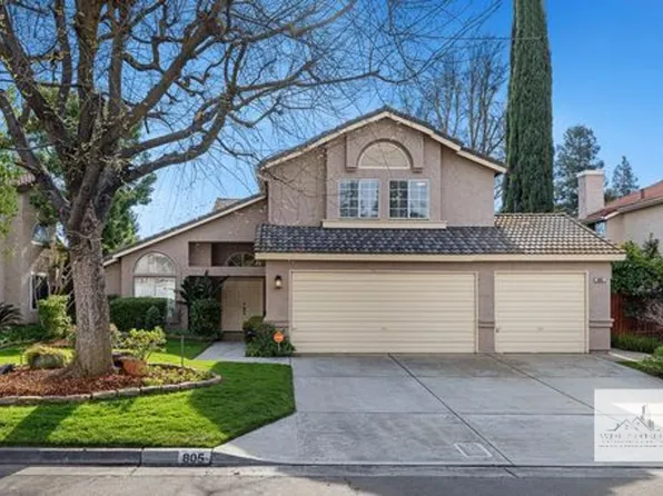 805 E Buckhill Rd, Fresno, CA 93720