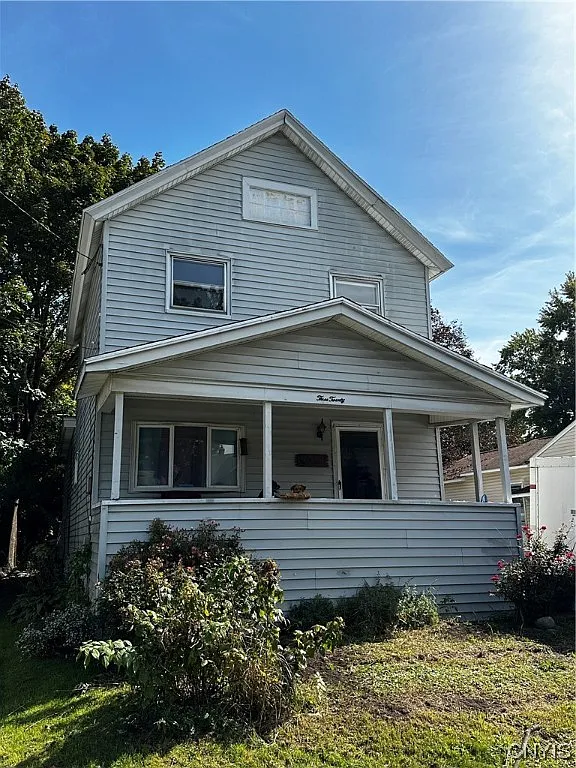 320 Ashdale Ave photo 1
