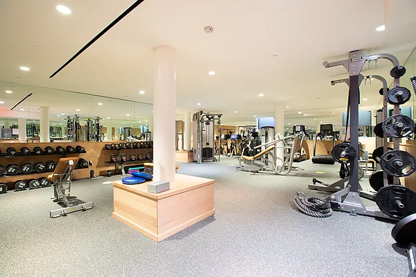 Sold by Compass | media 17