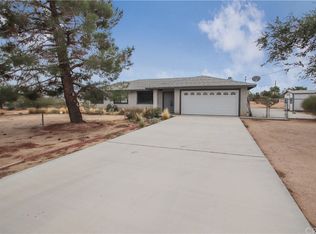 20971 Standing Rock Ave, Apple Valley, CA 92307