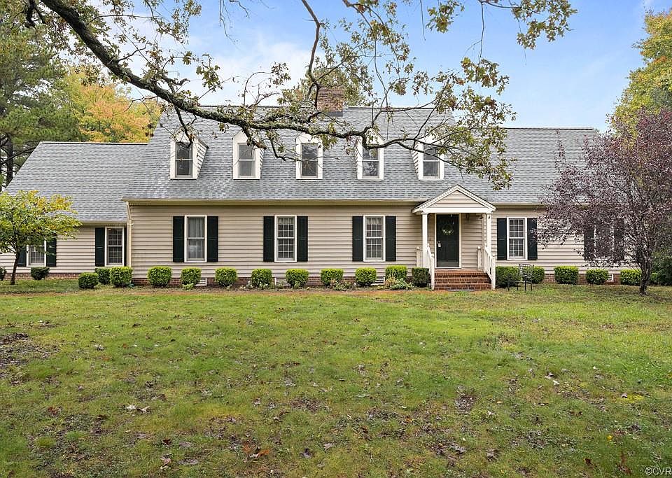 1st image of 11342 Clover Hill Dr