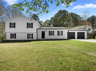 3351 Grand Central Dr, Snellville, GA 30078