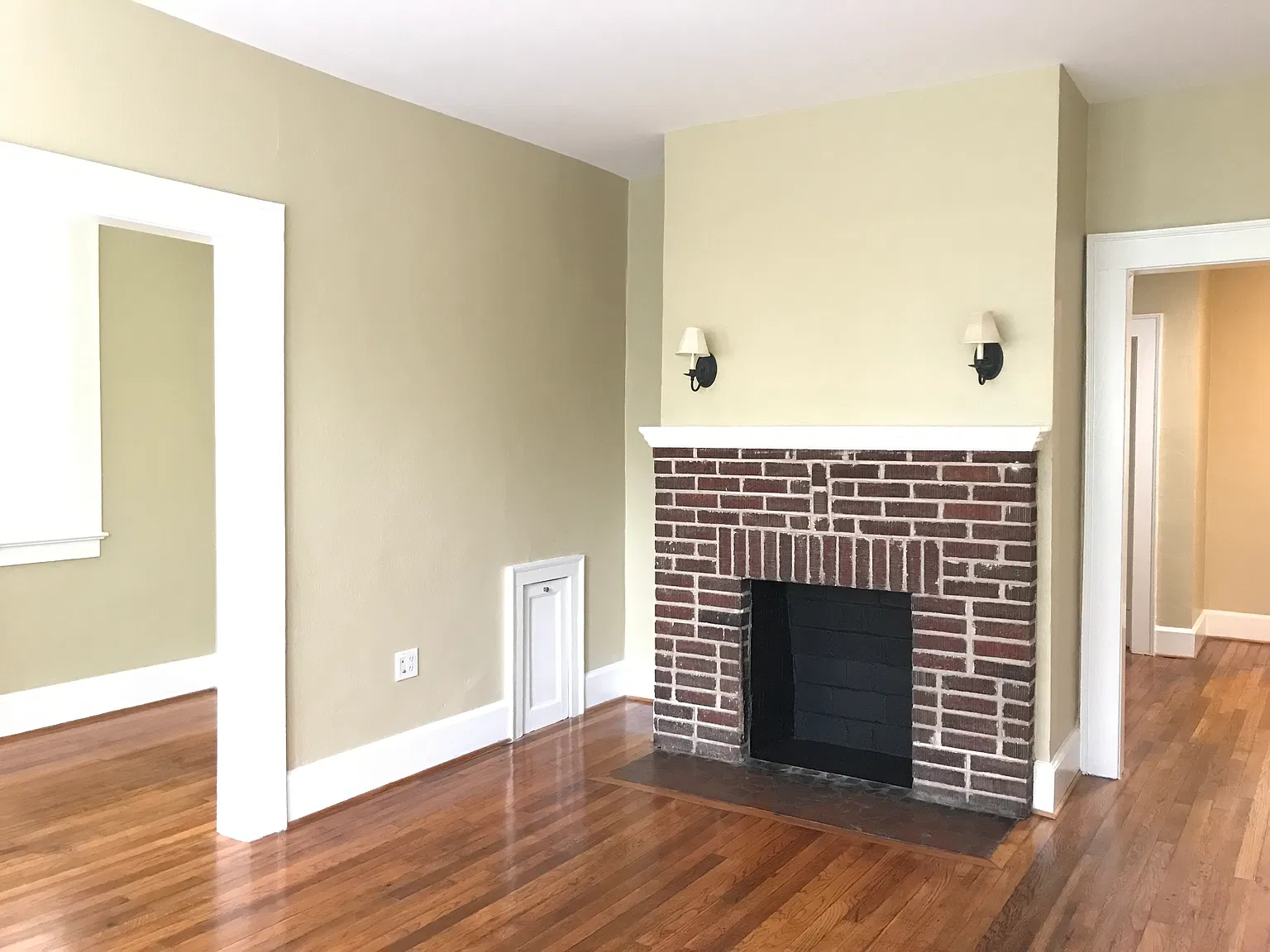 1 bed, 950 sqft, $1,425 — Photo 3