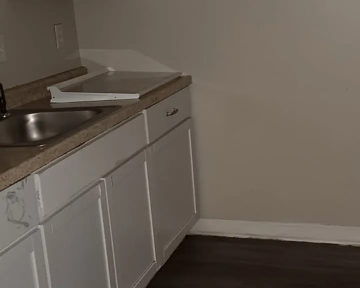 3477 Hillside Ave — Photo 2