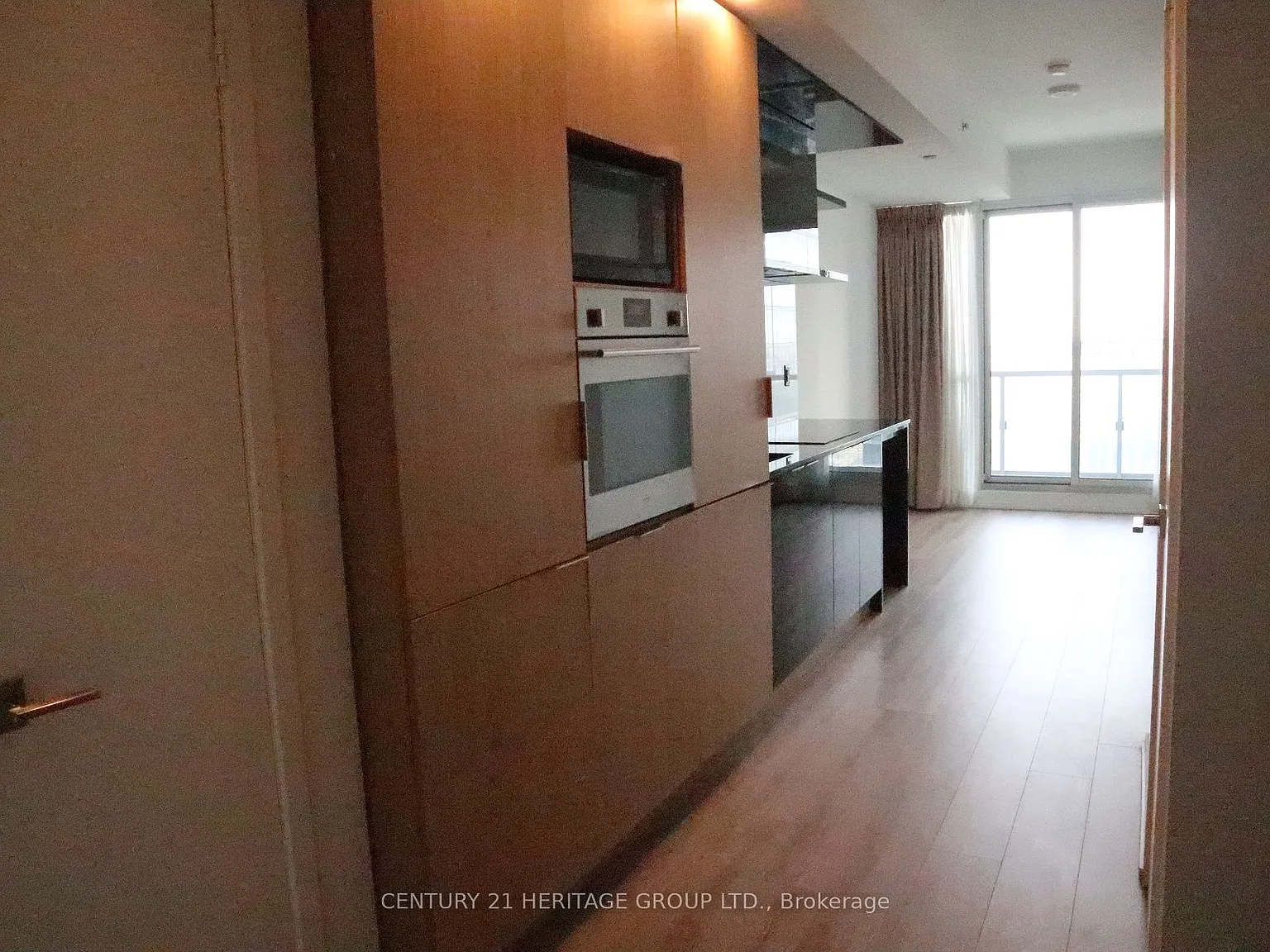 Studio, $1,950 — Photo 3