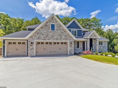 200 Walnut Hts, Morgantown, WV, 26508
