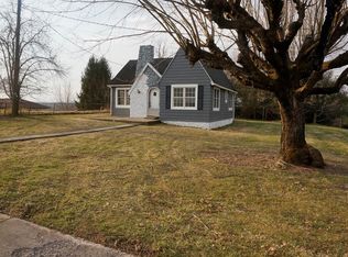 117 S Edgewood Dr, Independence, VA 24348