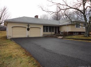 102 Huckleberry Hill Rd, Avon, CT 06001