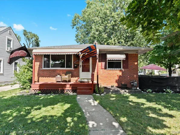 20708 Powers Ave, Dearborn Heights, MI 48125