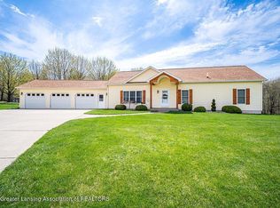 12201 Dylan Ln, Parma, MI 49269