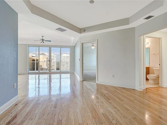 5th image of 2743 1st St APT 2306
