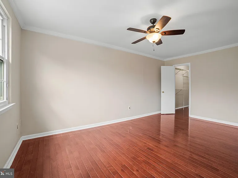 109 Stratton Ln — Photo 22