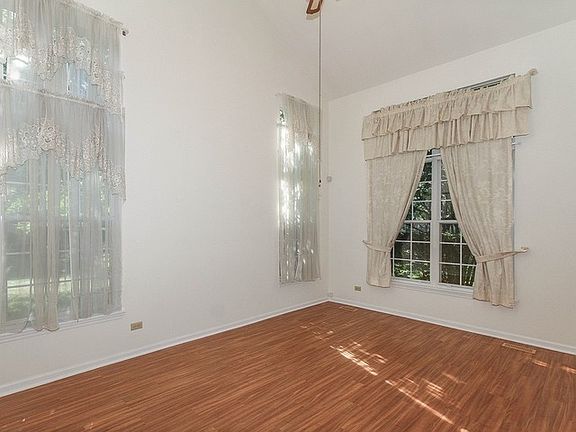 4th image of 380 Glen Byrn Ct #10380