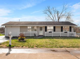 604 Wren Dr, Arnold, MO