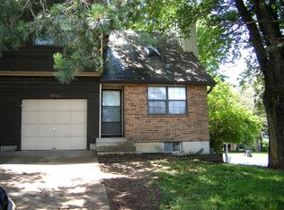 10215 W 85th St, Overland Park, KS 66212