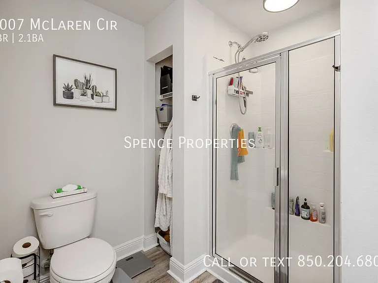 1007 McLaren Cir — Photo 20