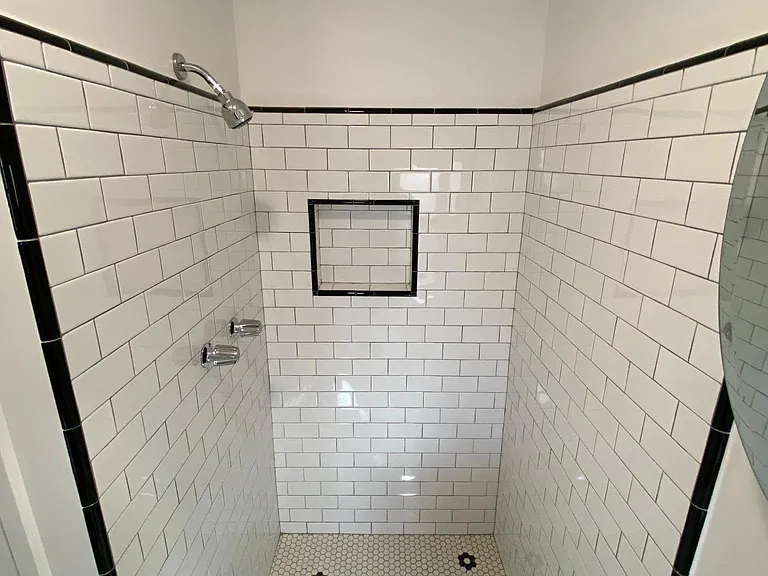 LARGE SHOWER