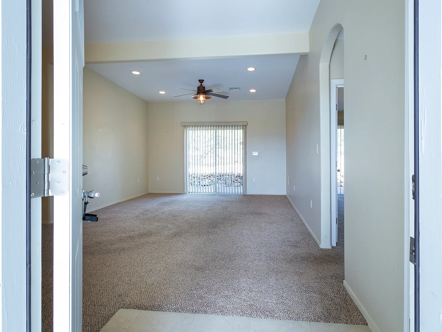 3 bed, 1546 sqft, $1,800 — Photo 3