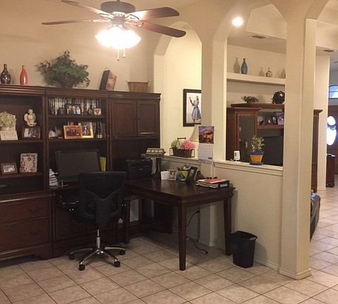 3rd image of 2500 Encino Ct