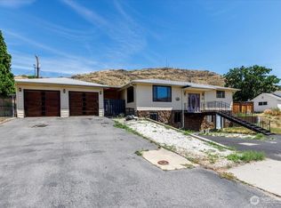 801 Tulip St, Coulee Dam, WA 99116