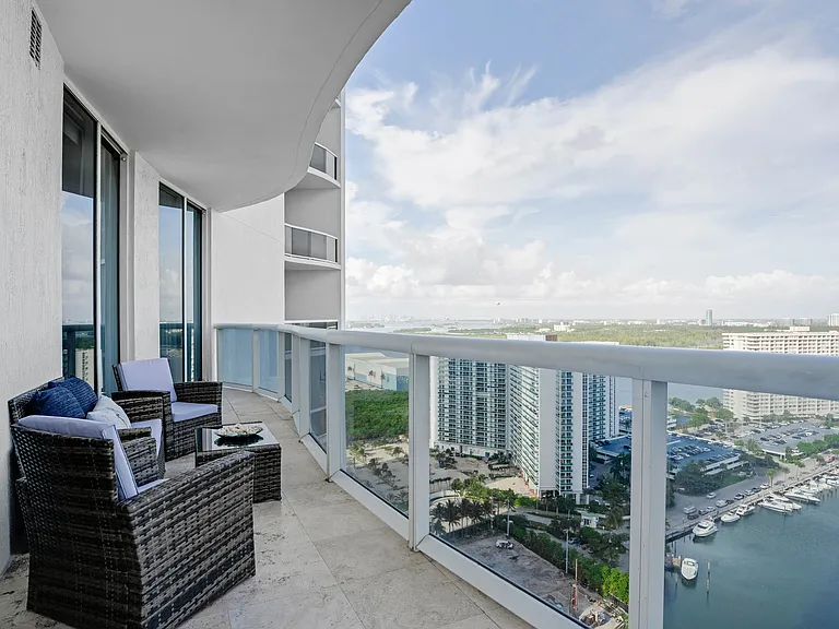 15901 Collins Ave #2305 — Photo 39