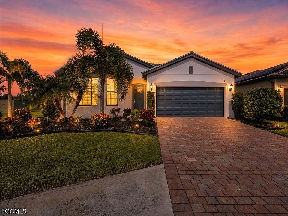 1st image of 3721 E Hampton Cir