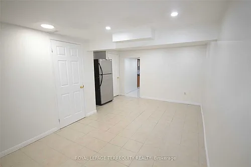 111 Caronia Sq #BSMNT Photo 1