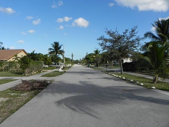 5th image of 3255 NW 2nd St