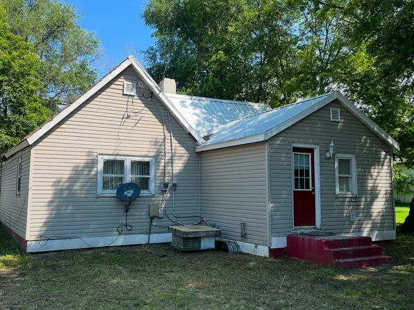 223 Main Ave, Oakes, ND 58474