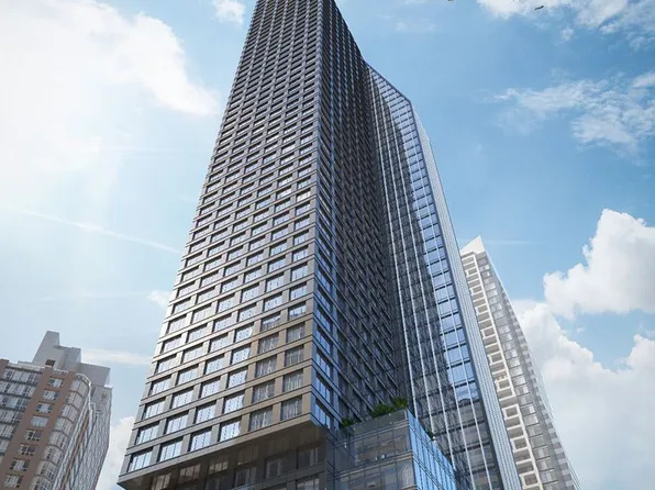 8 Wellesley St E #2015, Toronto, ON M4Y 3B2