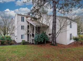 10354 SW Trapper Ter, Beaverton, OR 97008