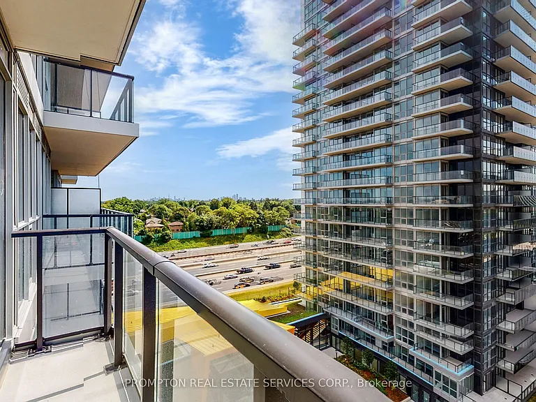 95 McMahon Dr #1109 — Photo 38