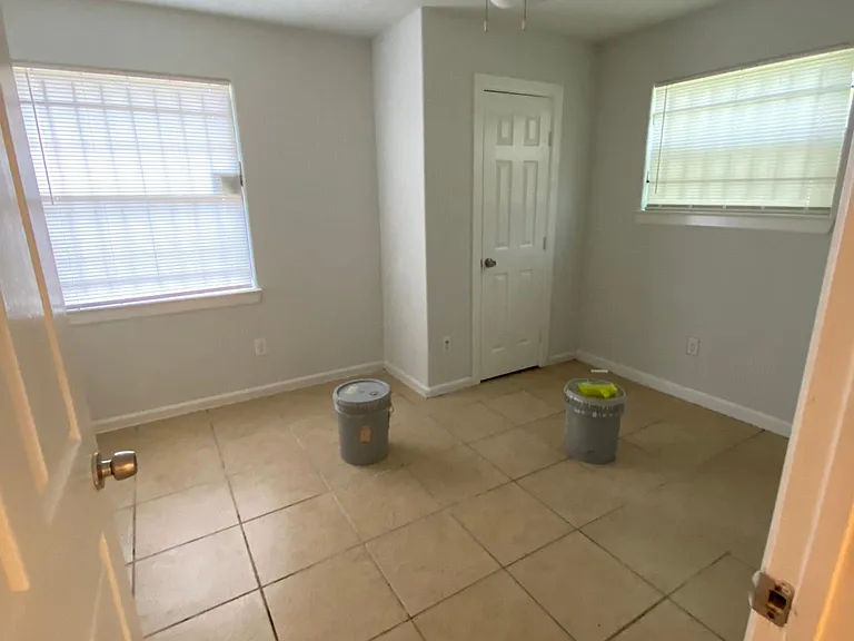 10843 Fairland Dr — Photo 6