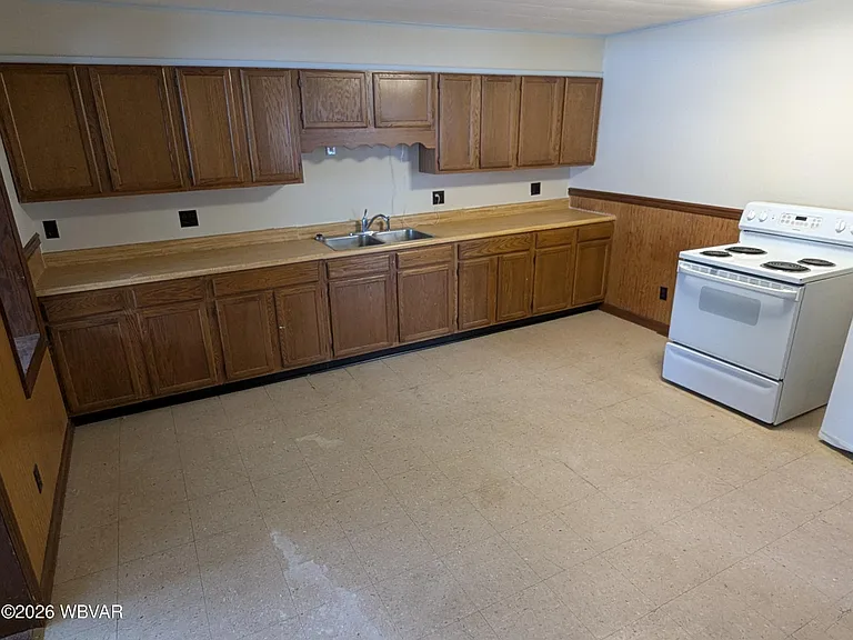 716 Market St #1 — Photo 6