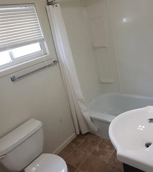 145 Dumoulin St #1A — Photo 11