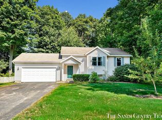 15353 Lincoln St, Grand Haven, MI 49417