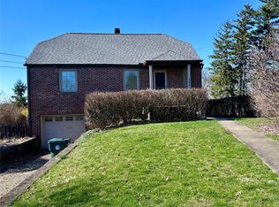 744 Greenlee Rd, Whitehall, PA 15227