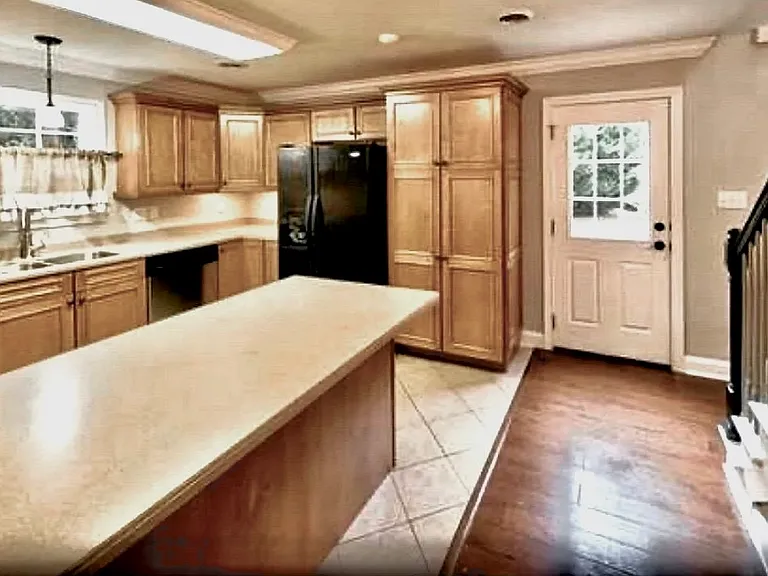 10943 Woodford Bend Way — Photo 2