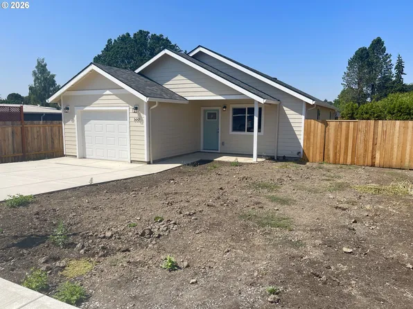 300 N Jellison St, Amity, OR 97101
