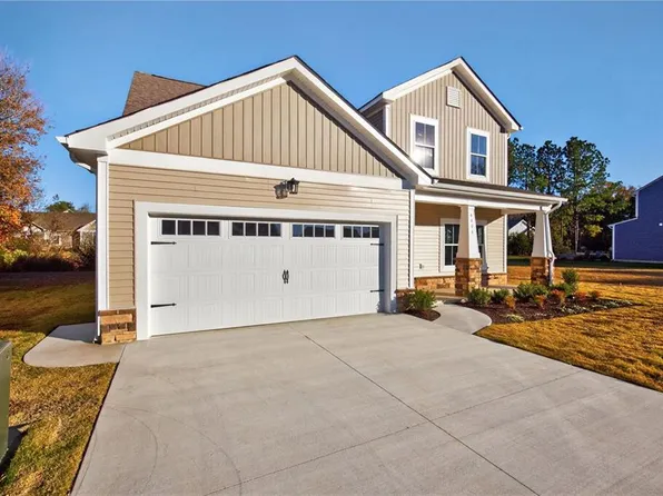 4406 Abercorn Dr, Suffolk, VA 23435