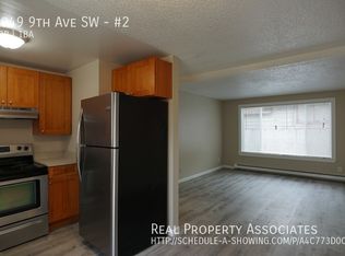 9049 9th Ave SW APT 2, Seattle, WA 98106