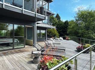 1400 11th Ave W APT 3, Seattle, WA 98119