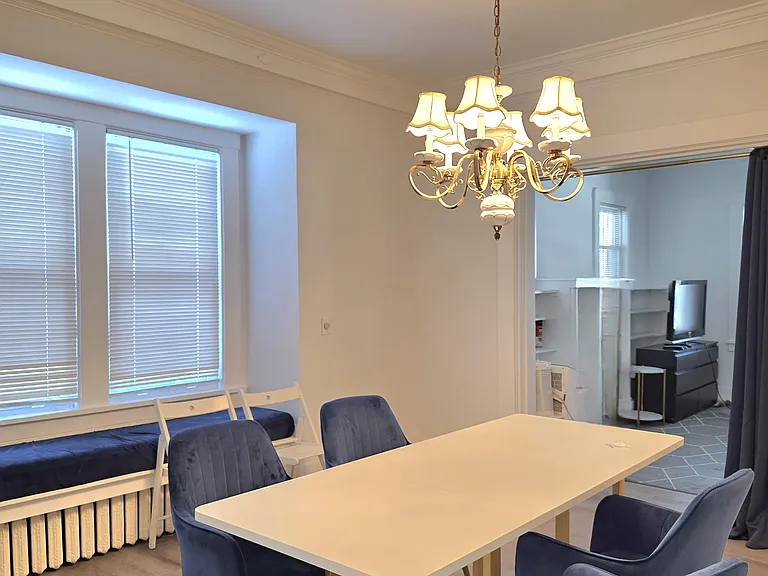 145 Christie St — Photo 6