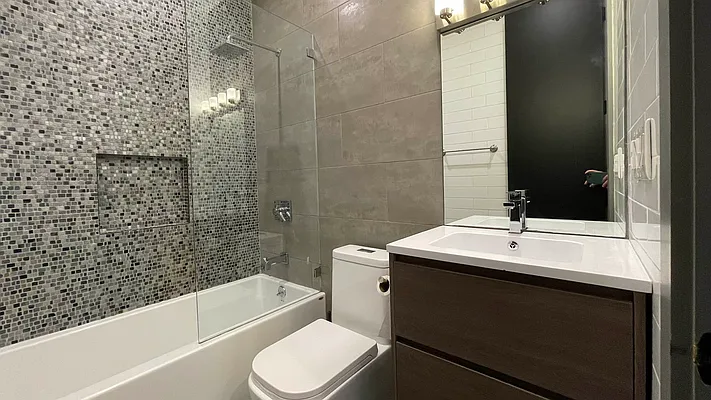 Rented by Strivers Management Group Corp (Brokerage) | media 13