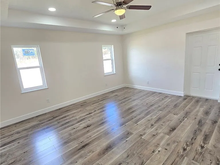 120 Clinton Ave — Photo 21